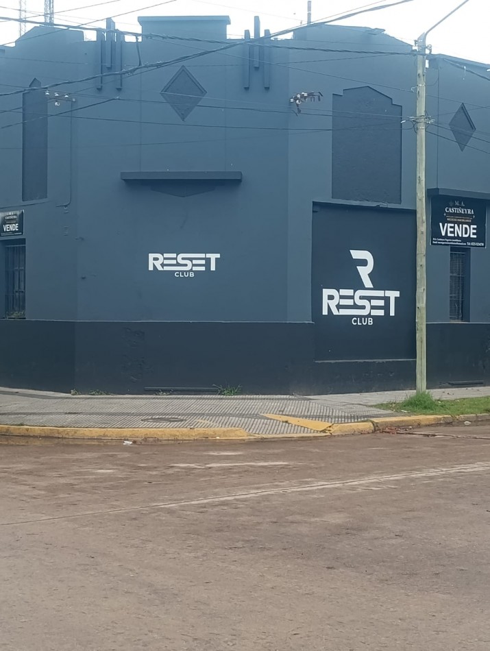 Excelente propiedad a la venta en el centro de la Ciudad de Coronel Vidal